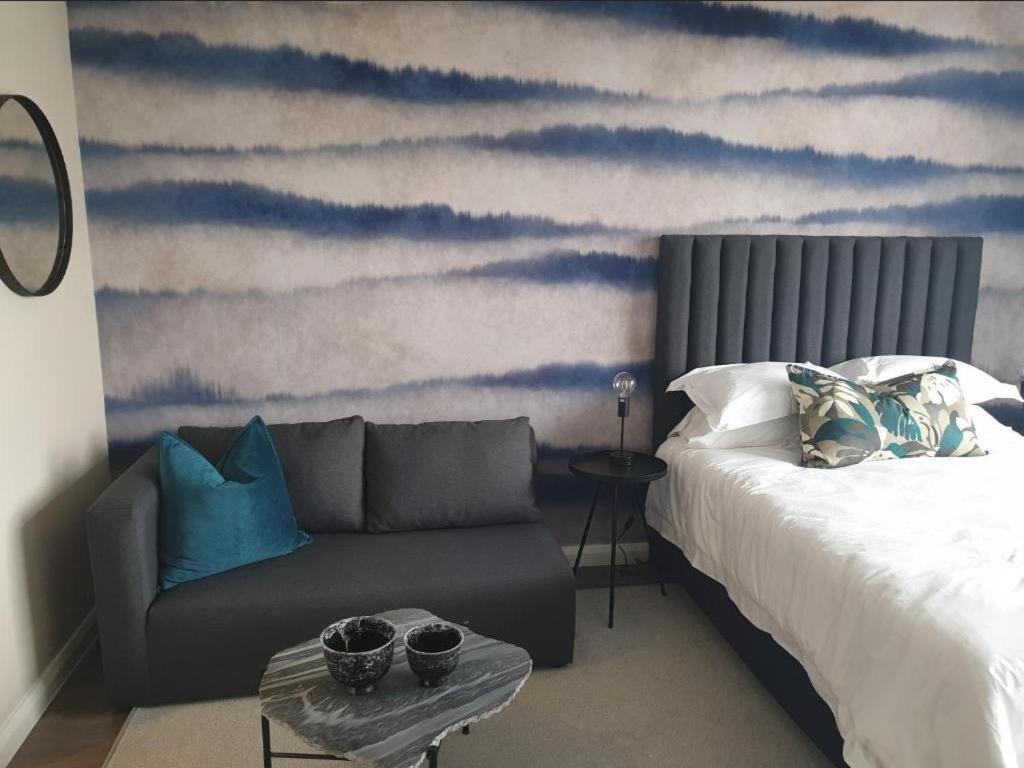 Menlyn Maine Apartments Pretoria Luaran gambar