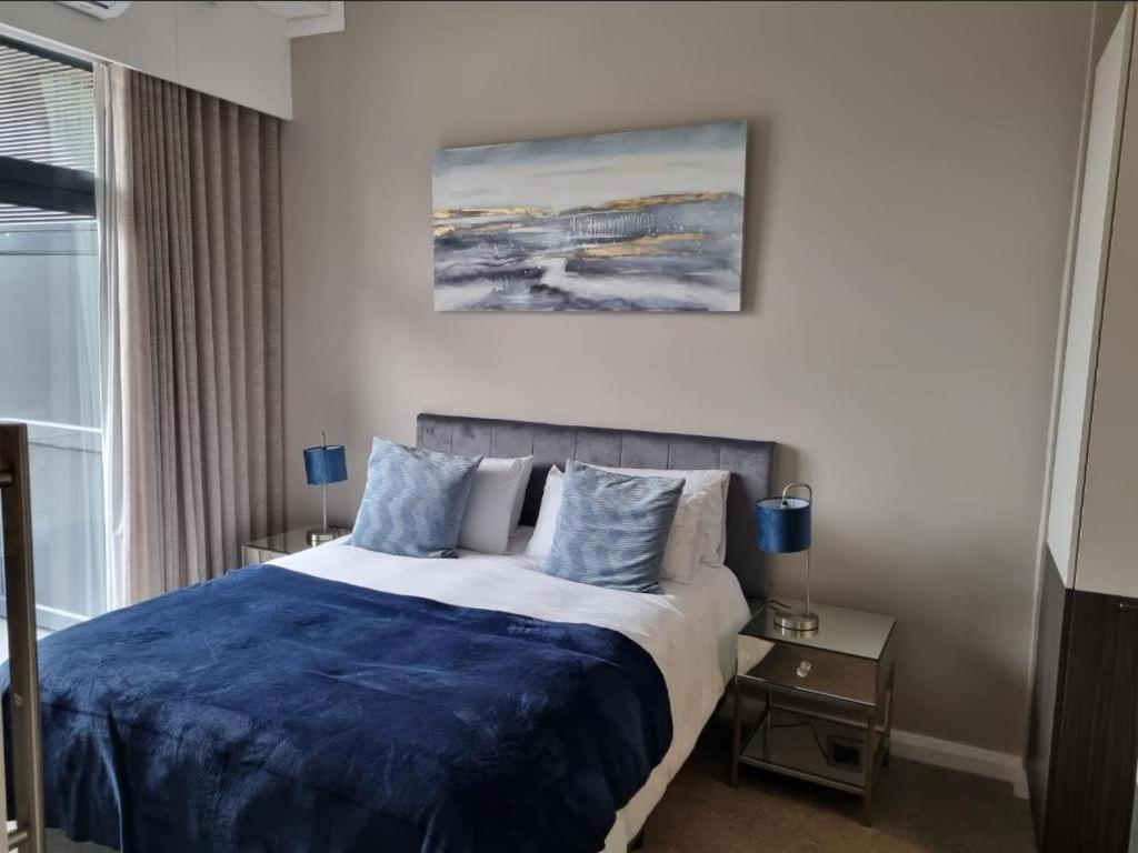 Menlyn Maine Apartments Pretoria Luaran gambar